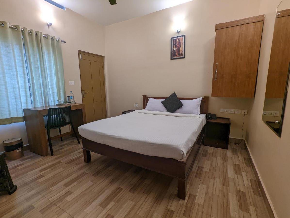 Ayursakthi Riverdale Munnar Bagian luar foto